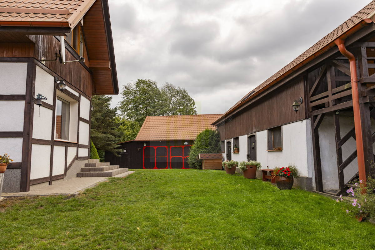 Siedlisko z własnym jeziorem gmina Grunwald