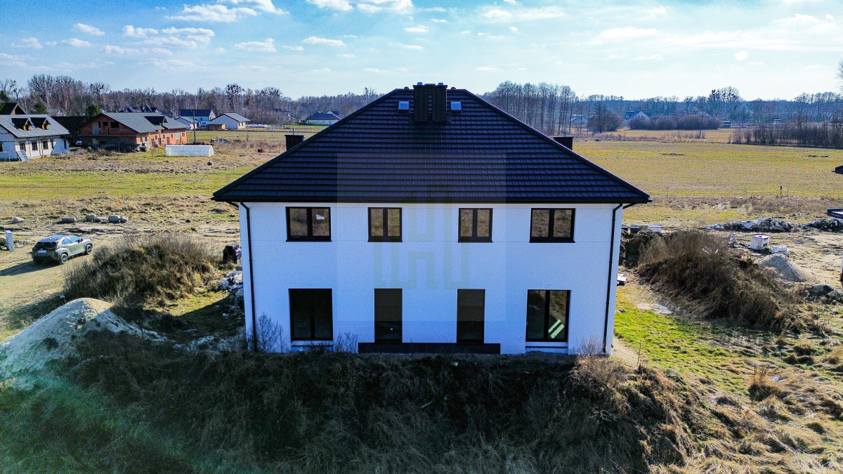 Nowoczesny dom w Kolonii Jaktorów