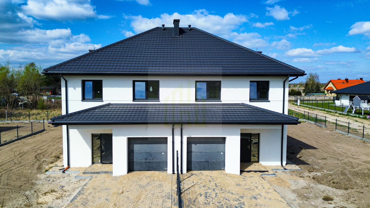 Nowoczesny dom w Kolonii Jaktorów