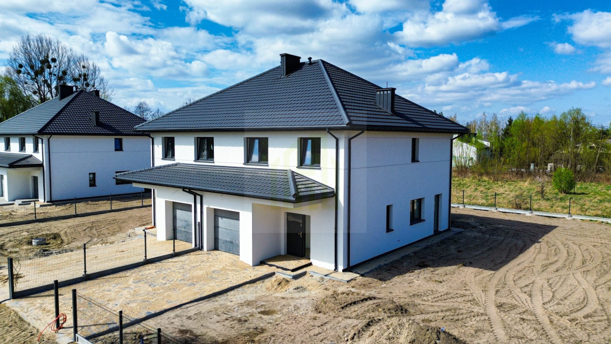 Nowoczesny dom w Kolonii Jaktorów