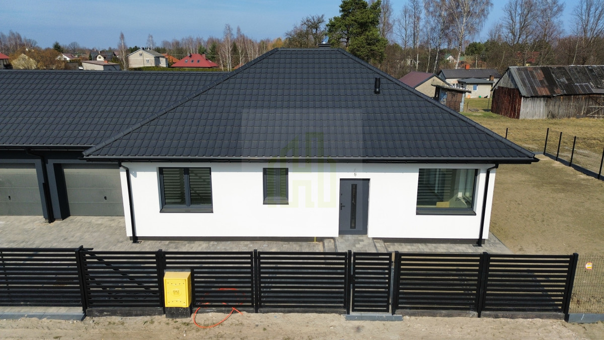 Komfortowy dom parterowy 110m duży salon i ogród