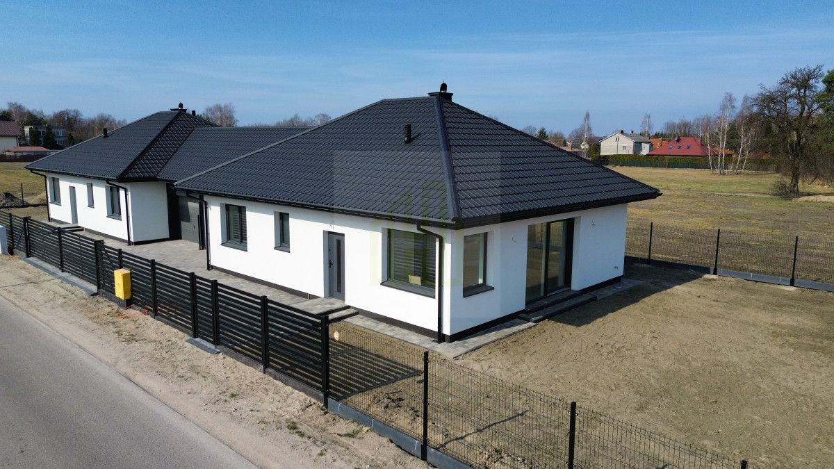 Komfortowy dom parterowy 110m duży salon i ogród