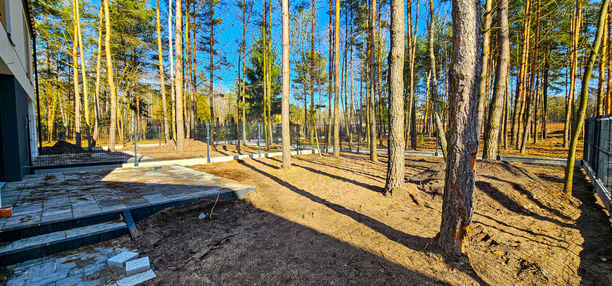 Dom w lesie oaza spokoju.