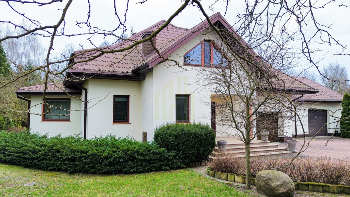 Wolnostojący dom z ogrodem – 20 min od Warszawy!