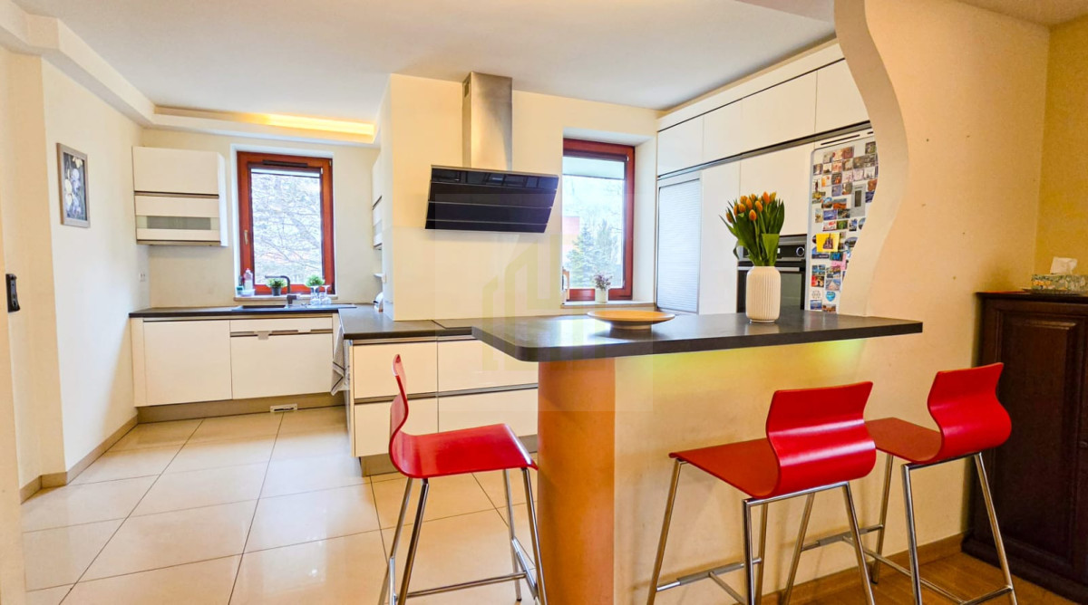 Wolnostojący dom z ogrodem – 20 min od Warszawy!