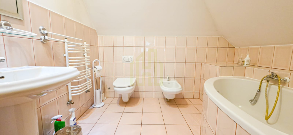 Wolnostojący dom z ogrodem – 20 min od Warszawy!