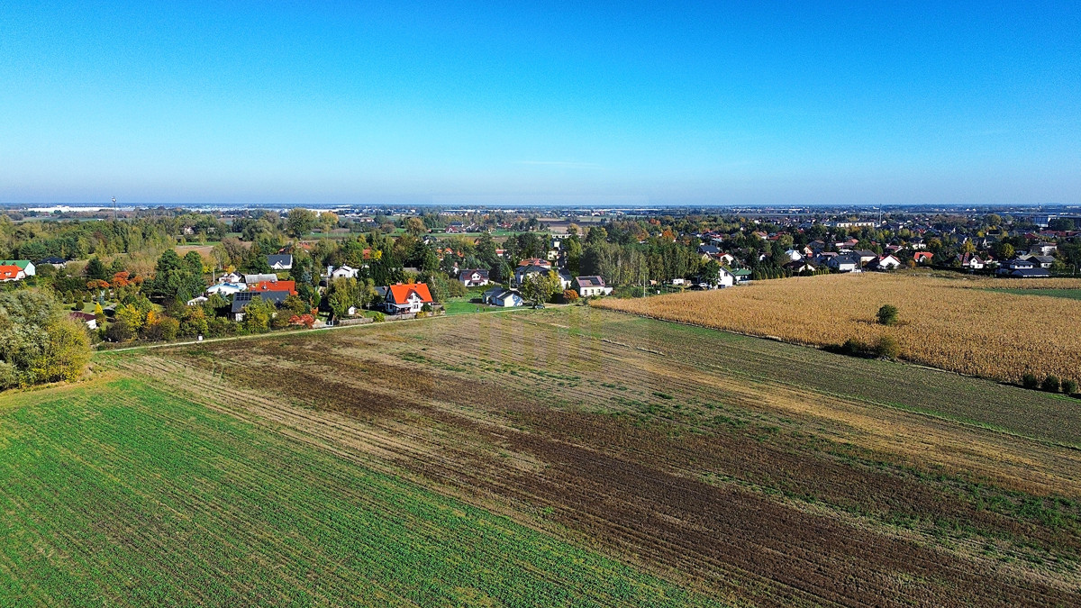 Duża, piękna działka 2527 m2 w Bieniewicach