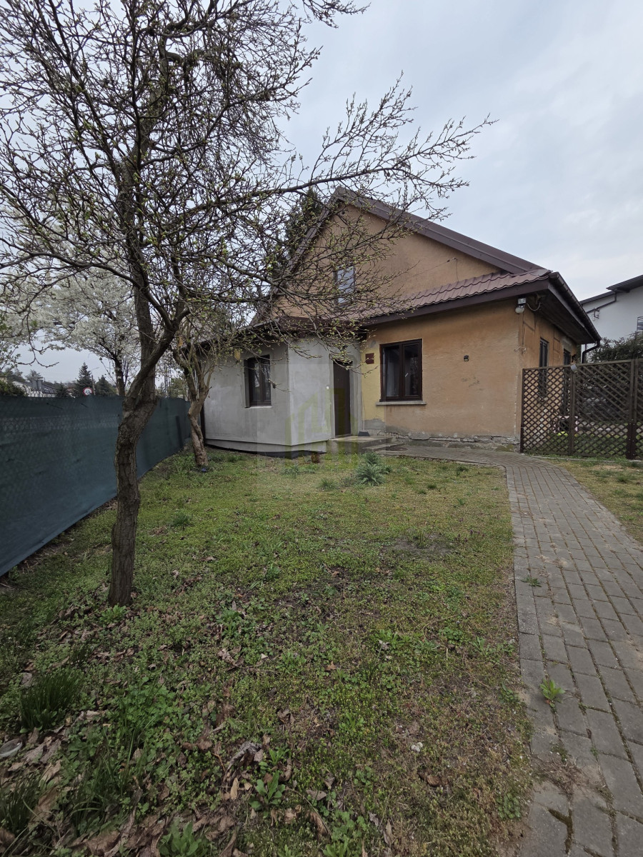Wyjątkowy dom  w spokojnej okolicy | Żyrardów