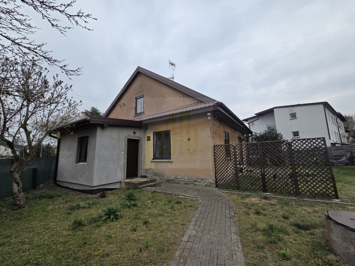 Wyjątkowy dom  w spokojnej okolicy | Żyrardów