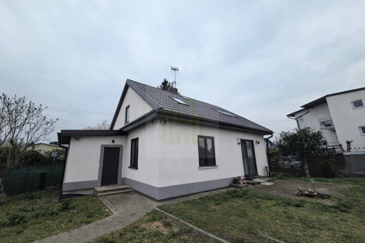 Wyjątkowy dom  w spokojnej okolicy | Żyrardów