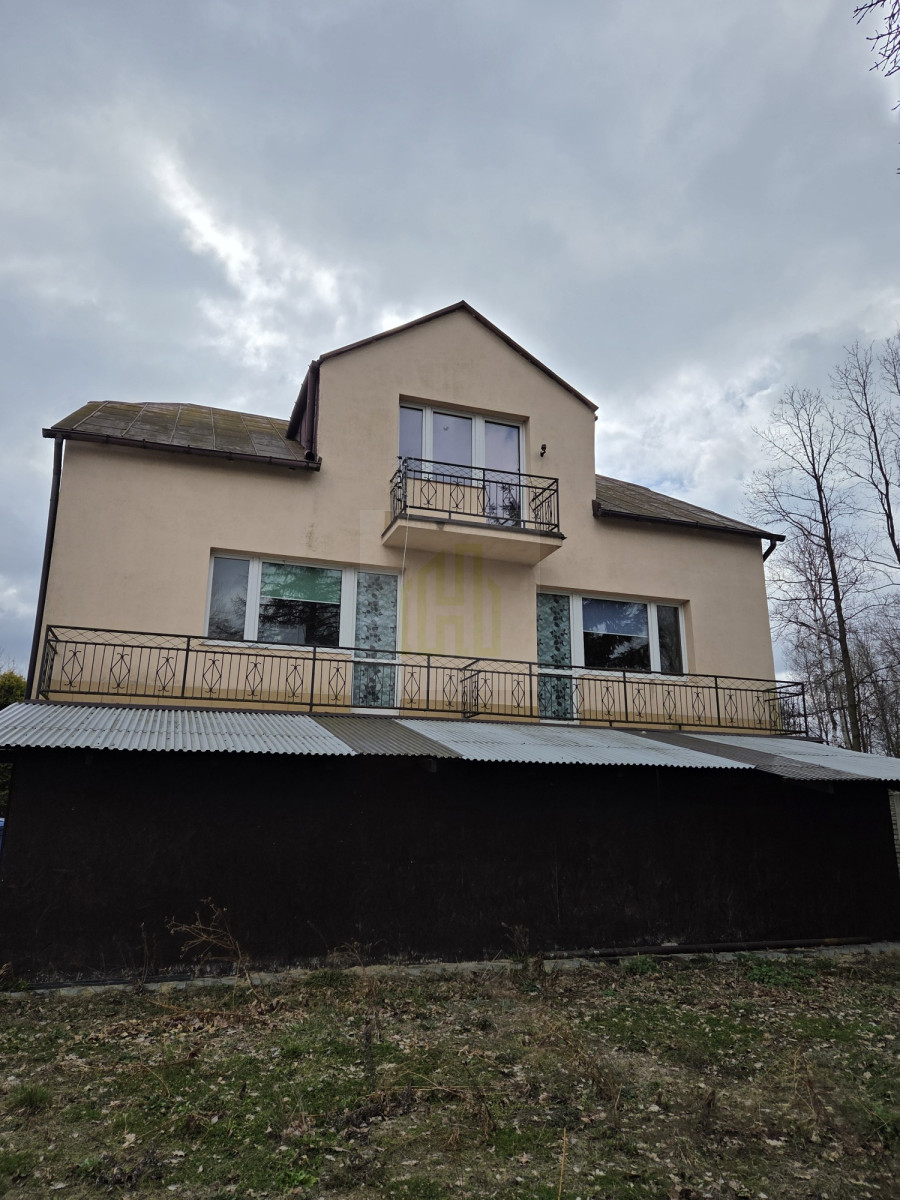 GOTOWIEC INWESTYCYJNY | 7 pokoi | 3175 m²