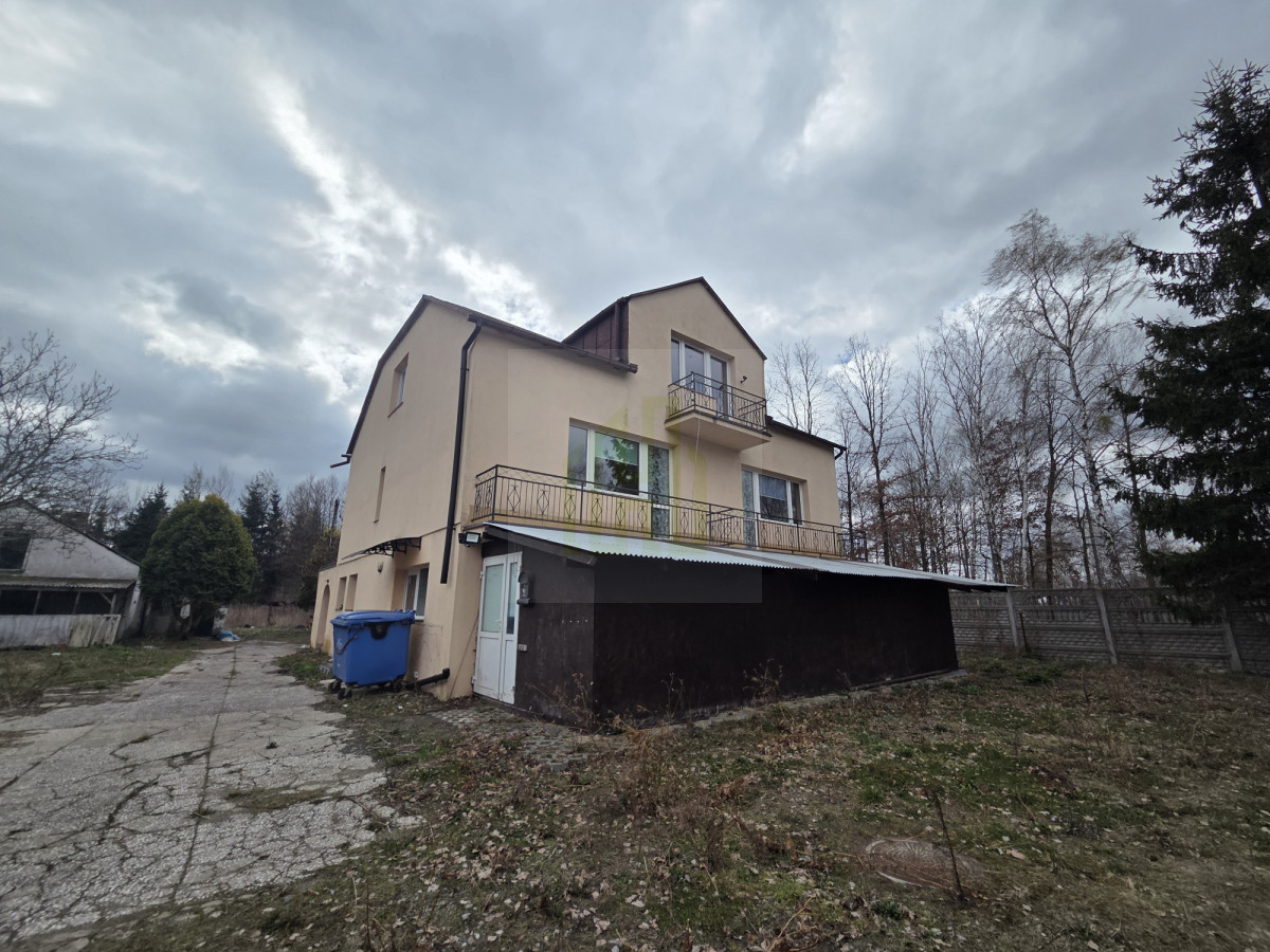 GOTOWIEC INWESTYCYJNY | 7 pokoi | 3175 m²