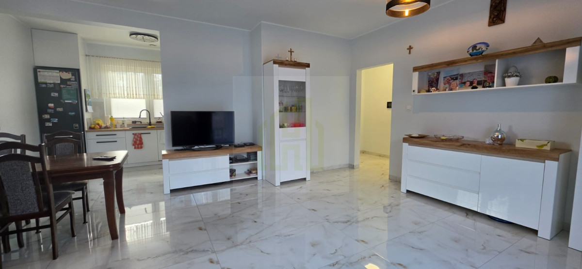 Dom jednorodzinny w cenie segmentu – duża działka