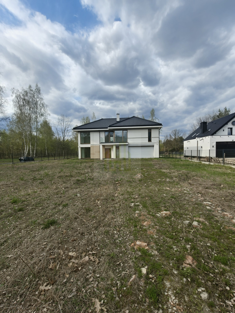 Nowy dom 230 m² na ogromnej działce 3000 m²