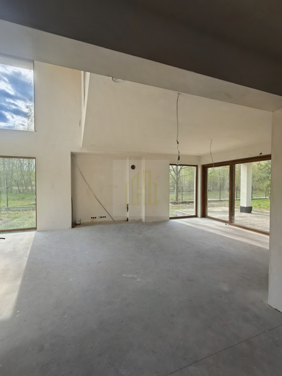 Nowy dom 230 m² na ogromnej działce 3000 m²