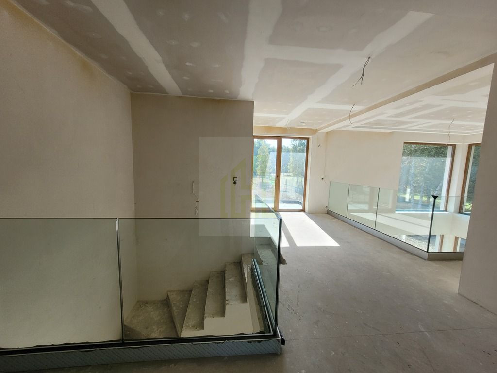 Nowy dom 230 m² na ogromnej działce 3000 m²