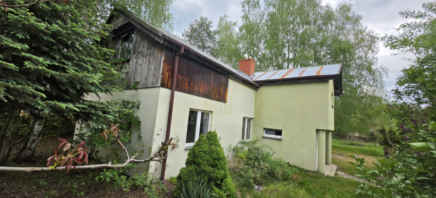 Dom do remontu- duża działka 1630 m2