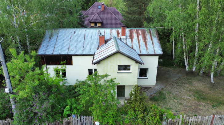 Dom do remontu- duża działka 1630 m2