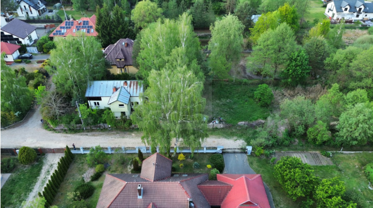 Dom do remontu- duża działka 1630 m2
