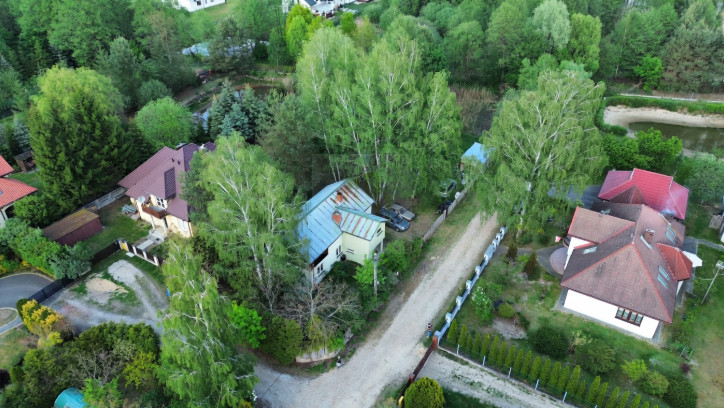 Dom do remontu- duża działka 1630 m2