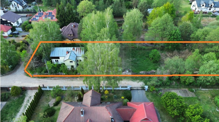 Dom do remontu- duża działka 1630 m2