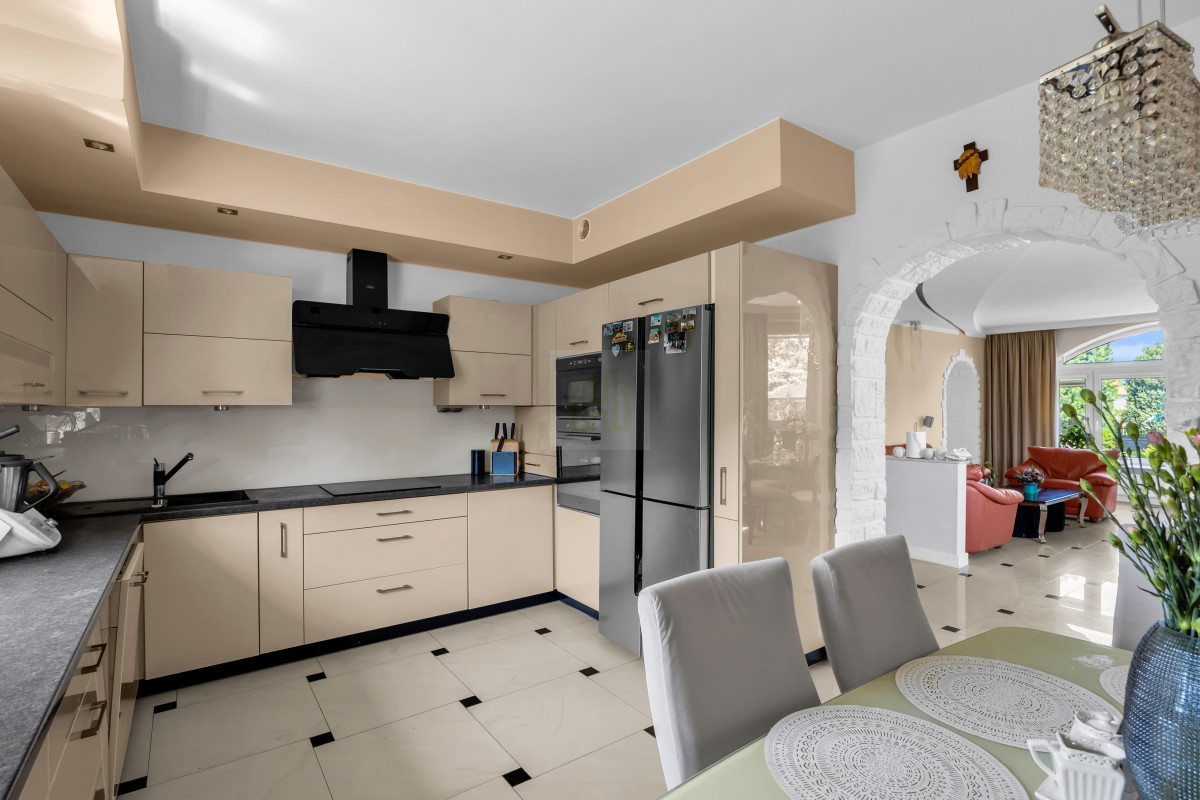 DOM PREMIUM PRZY PUSZCZY SŁUPECKIEJ | 220 M² |