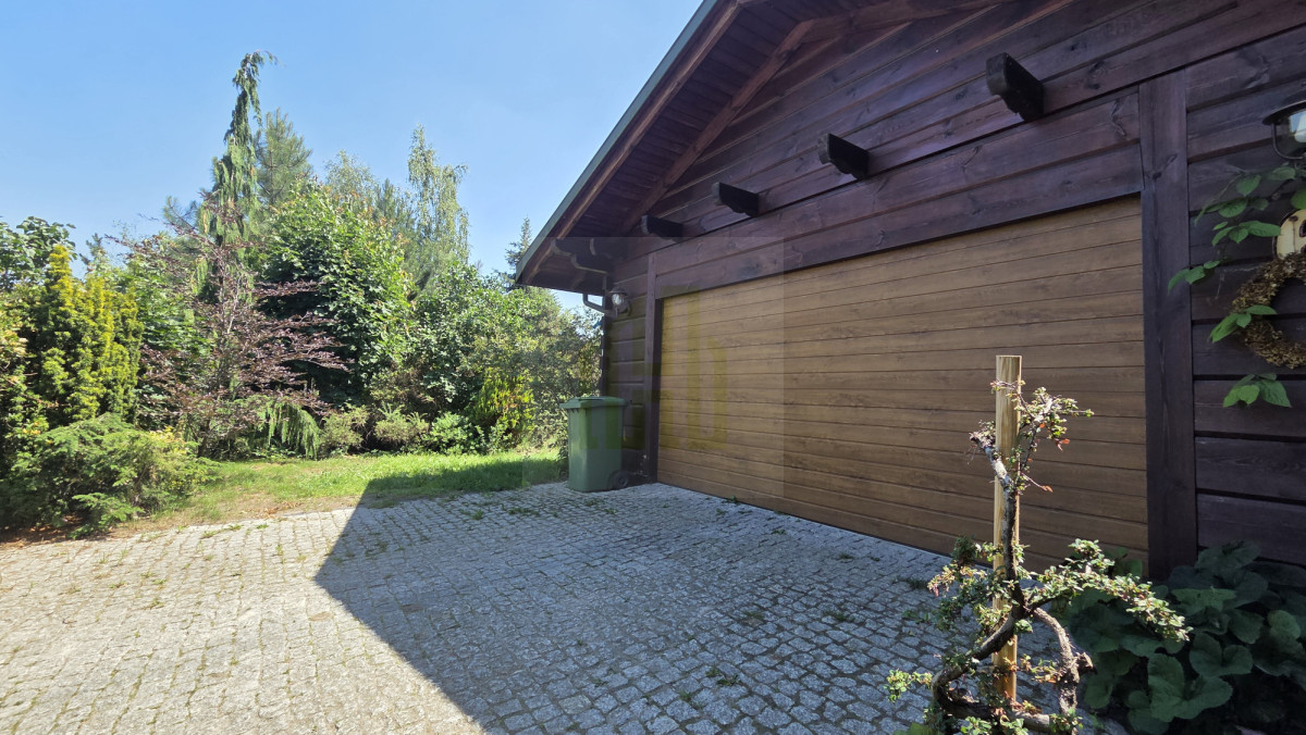 Wyjątkowy dom z bala drewnianego – 169,53 m² | dzi