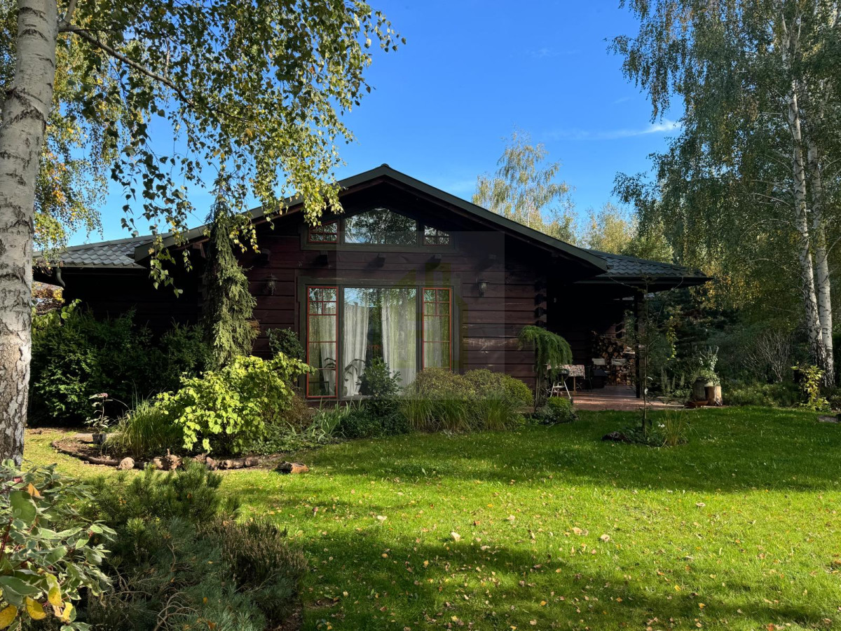 Wyjątkowy dom z bala drewnianego – 169,53 m² | dzi
