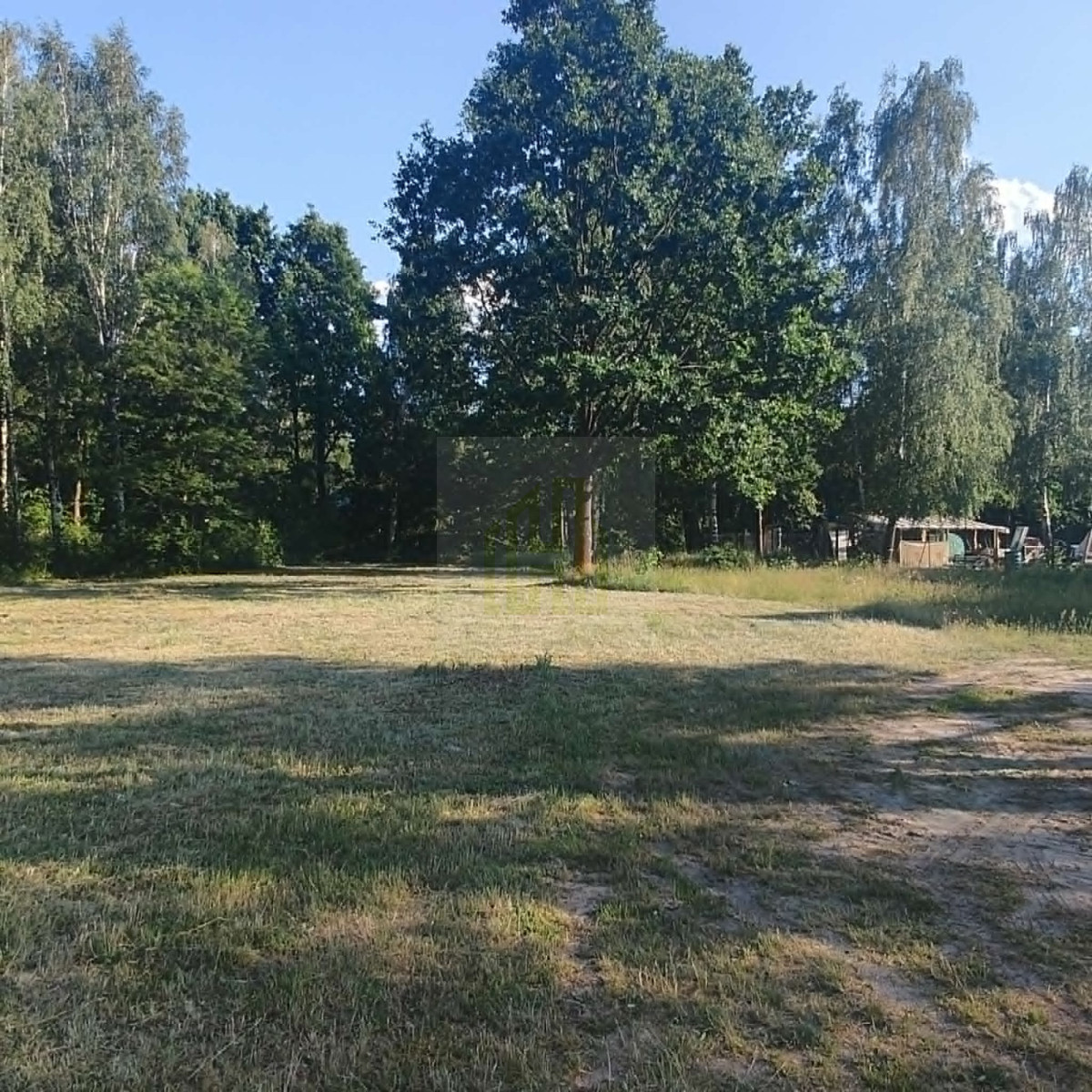 Działka budowlana blisko Grodziska, cisza i las