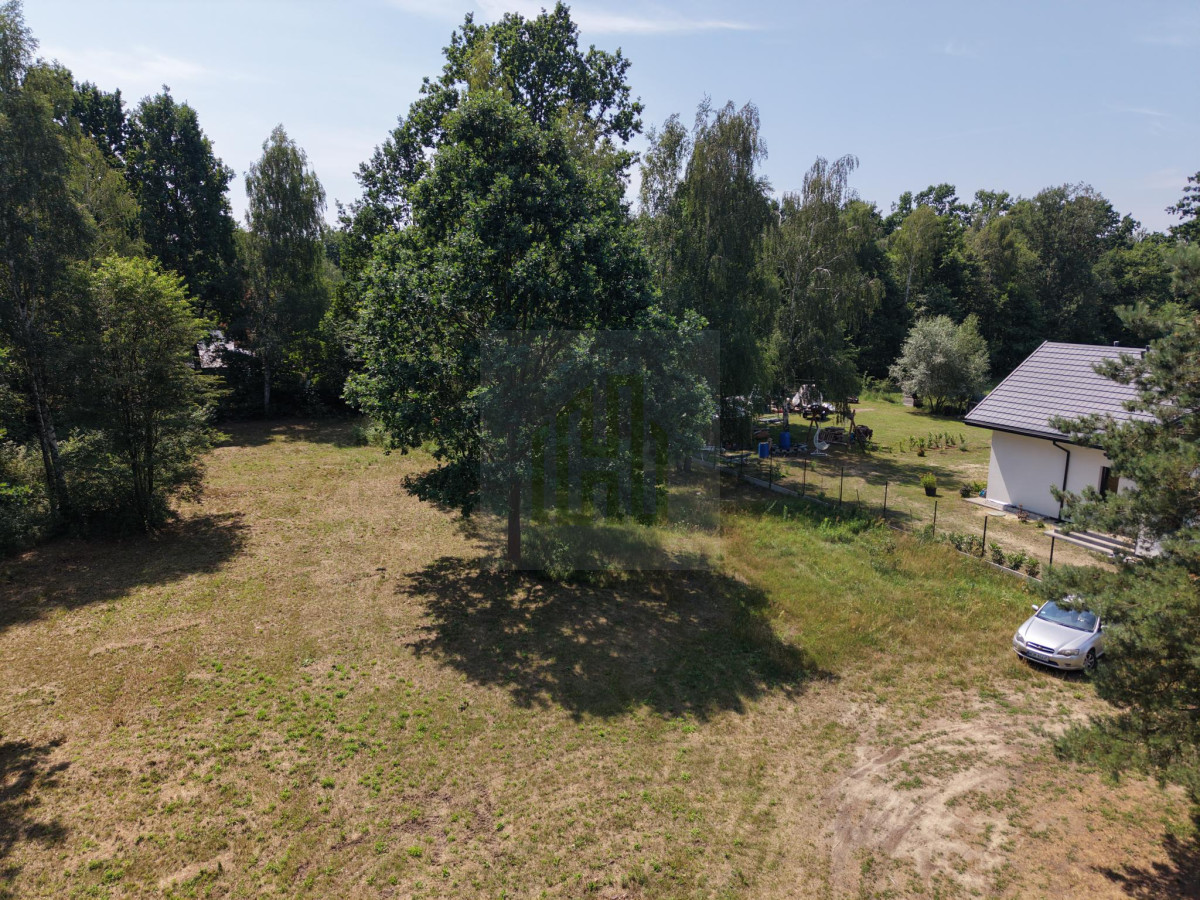 Działka budowlana blisko Grodziska, cisza i las