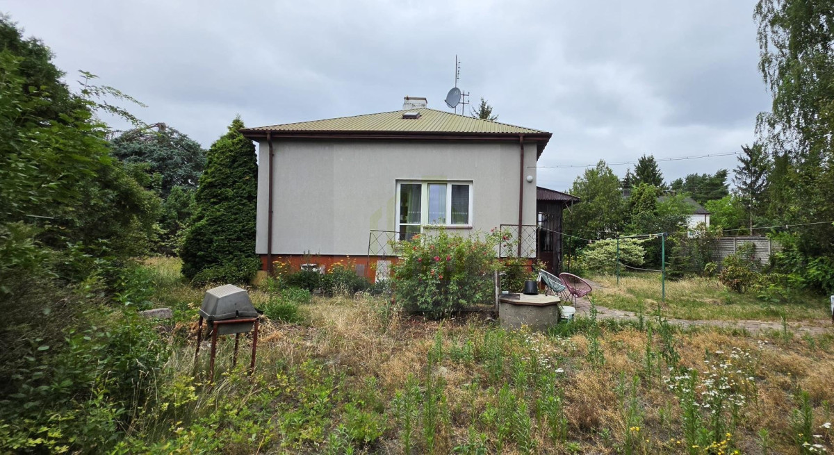 Dom 350 m od WKD Piaskowa, 1000 m2 działka