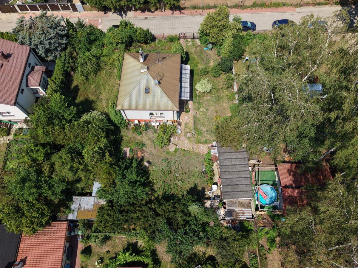 Dom 350 m od WKD Piaskowa, 1000 m2 działka