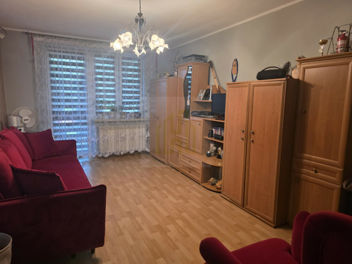 Dom, bliźniak, 2 wejścia, pod Błoniem