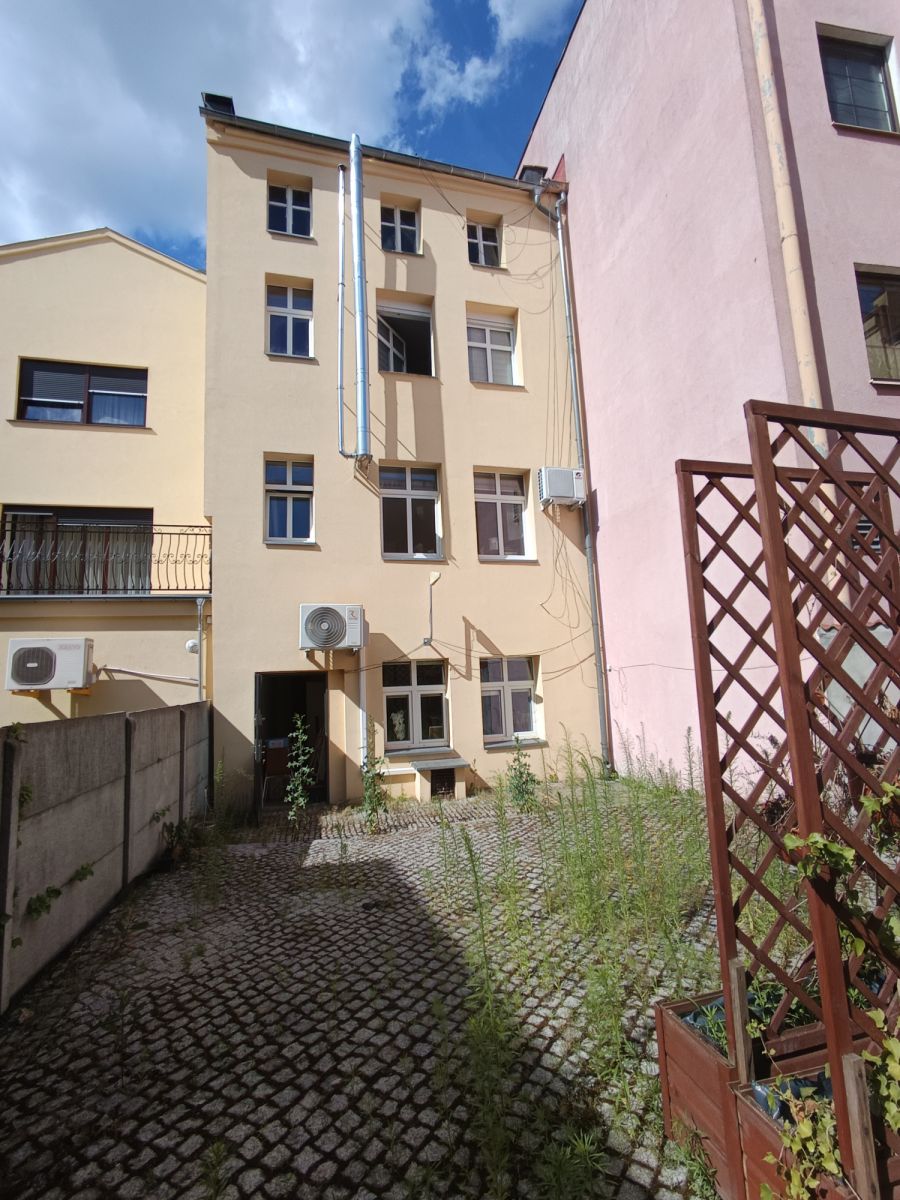Komercyjny na sprzedaż