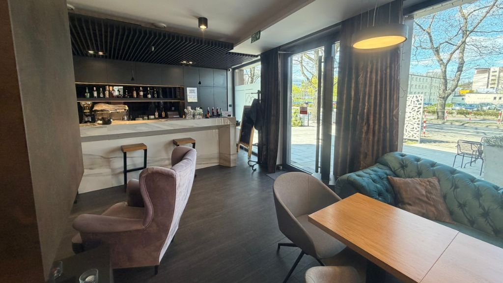 Komercyjny na wynajem