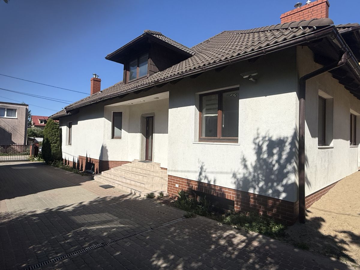 Dom na sprzedaż