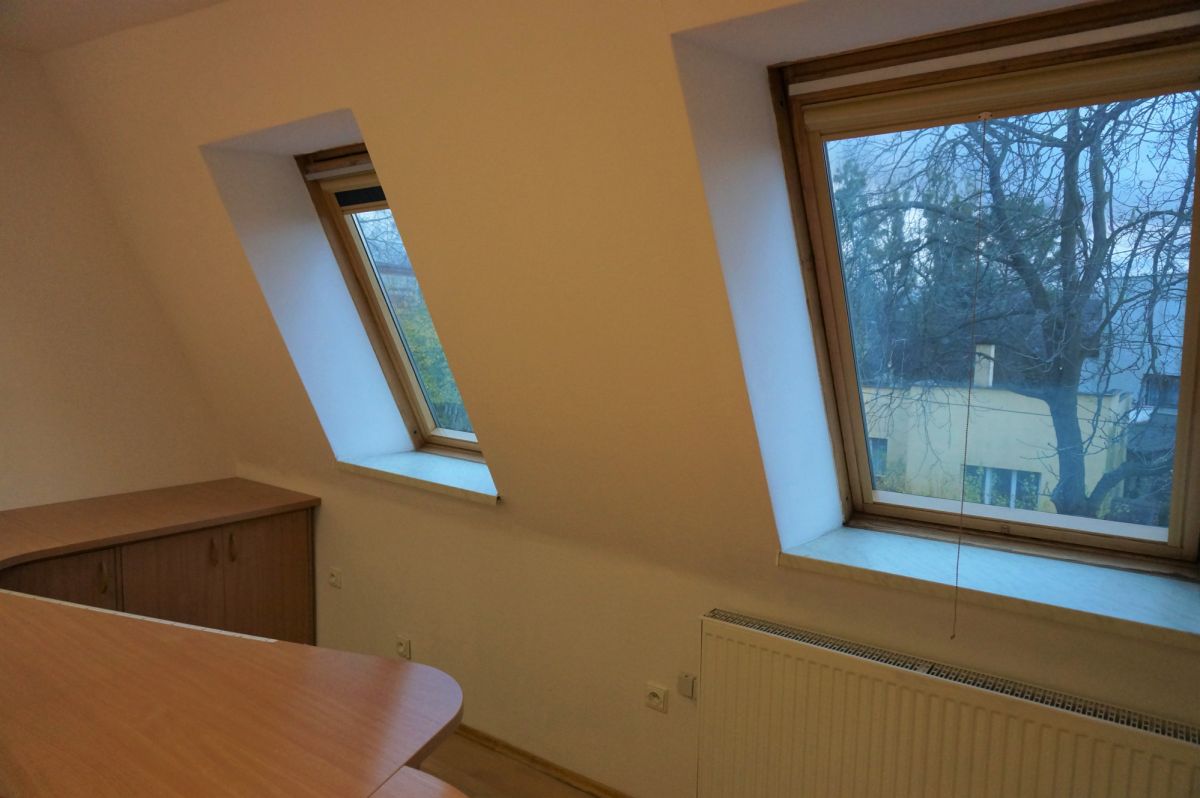 Komercyjny na wynajem