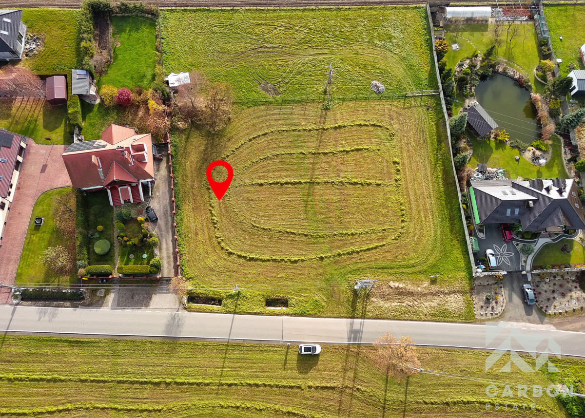 Działka na sprzedaż