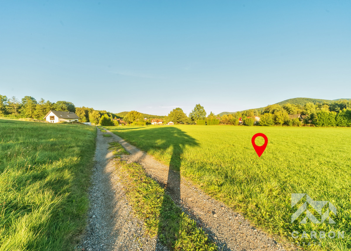 Działka na sprzedaż