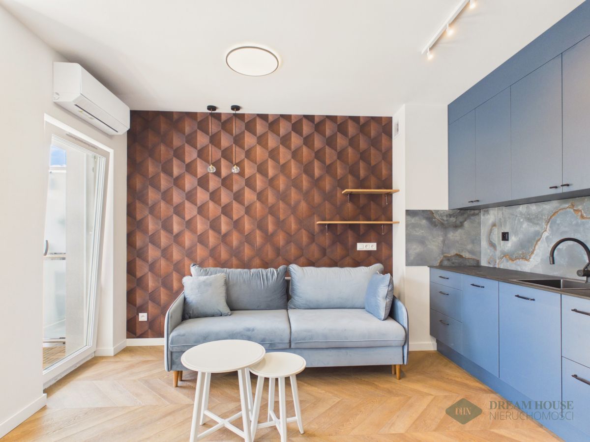 Kawalerka/miejsce/do zamieszkania/urządzona/balkon, zdjęcie 7