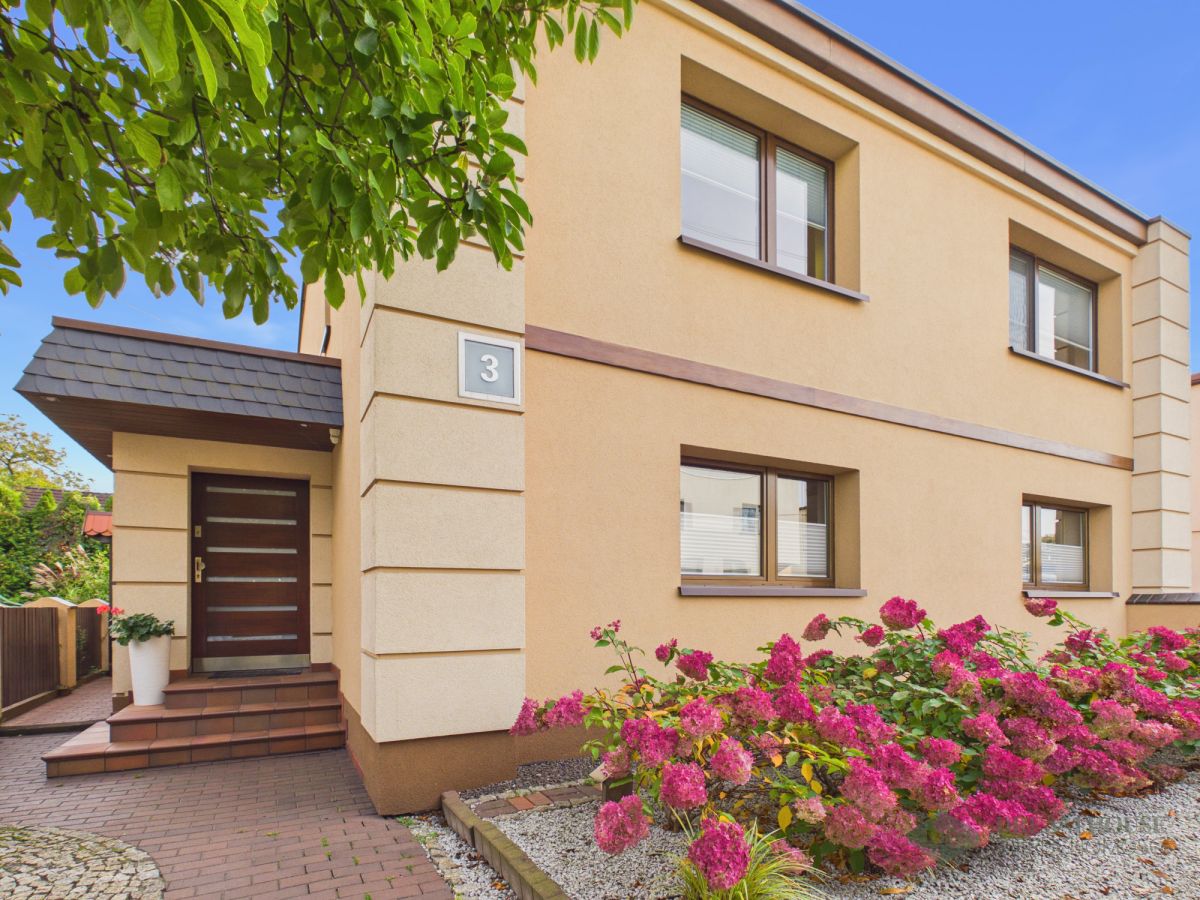 Szamotuły | 184 m² | Ogród | Piękny po remoncie, zdjęcie 2