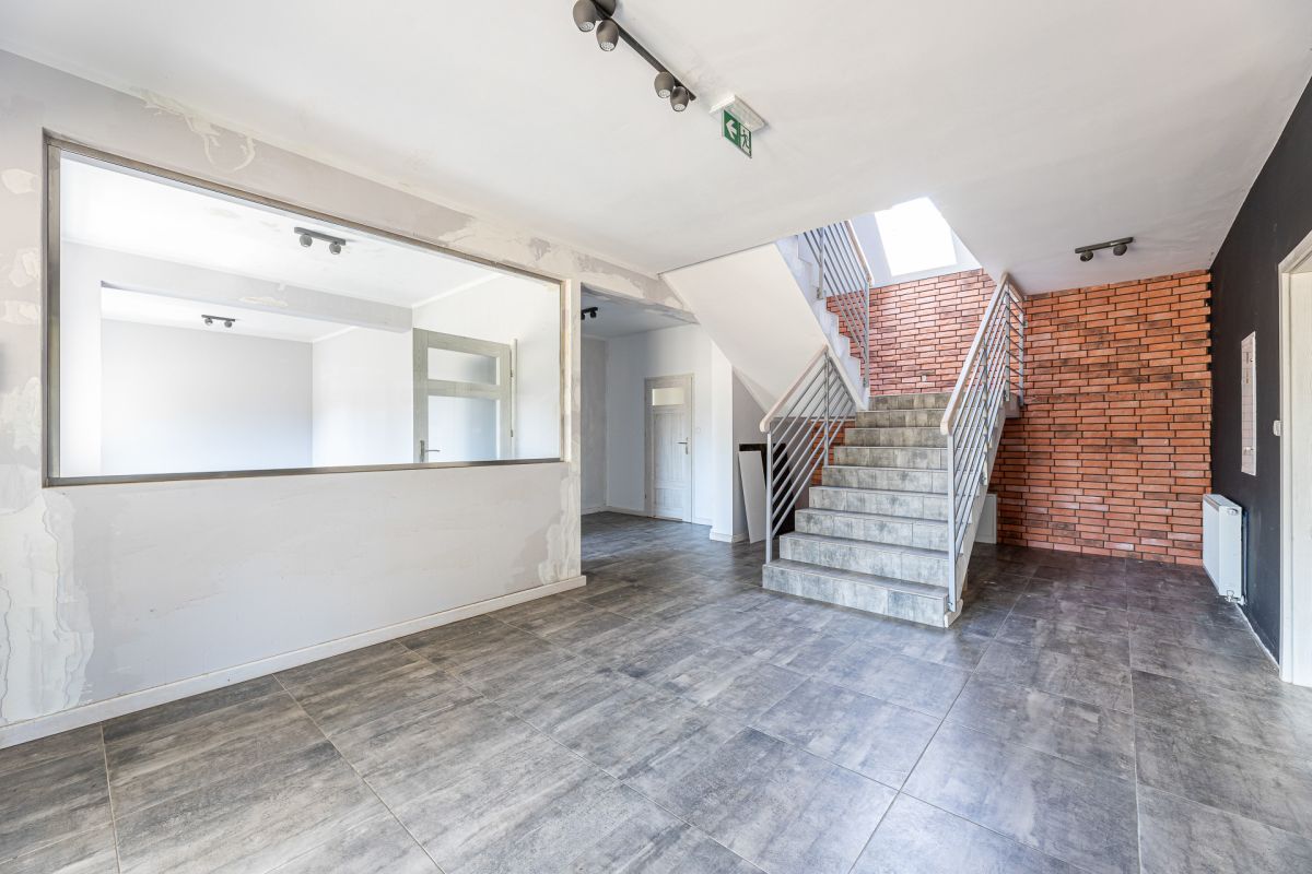 Komercyjny na sprzedaż