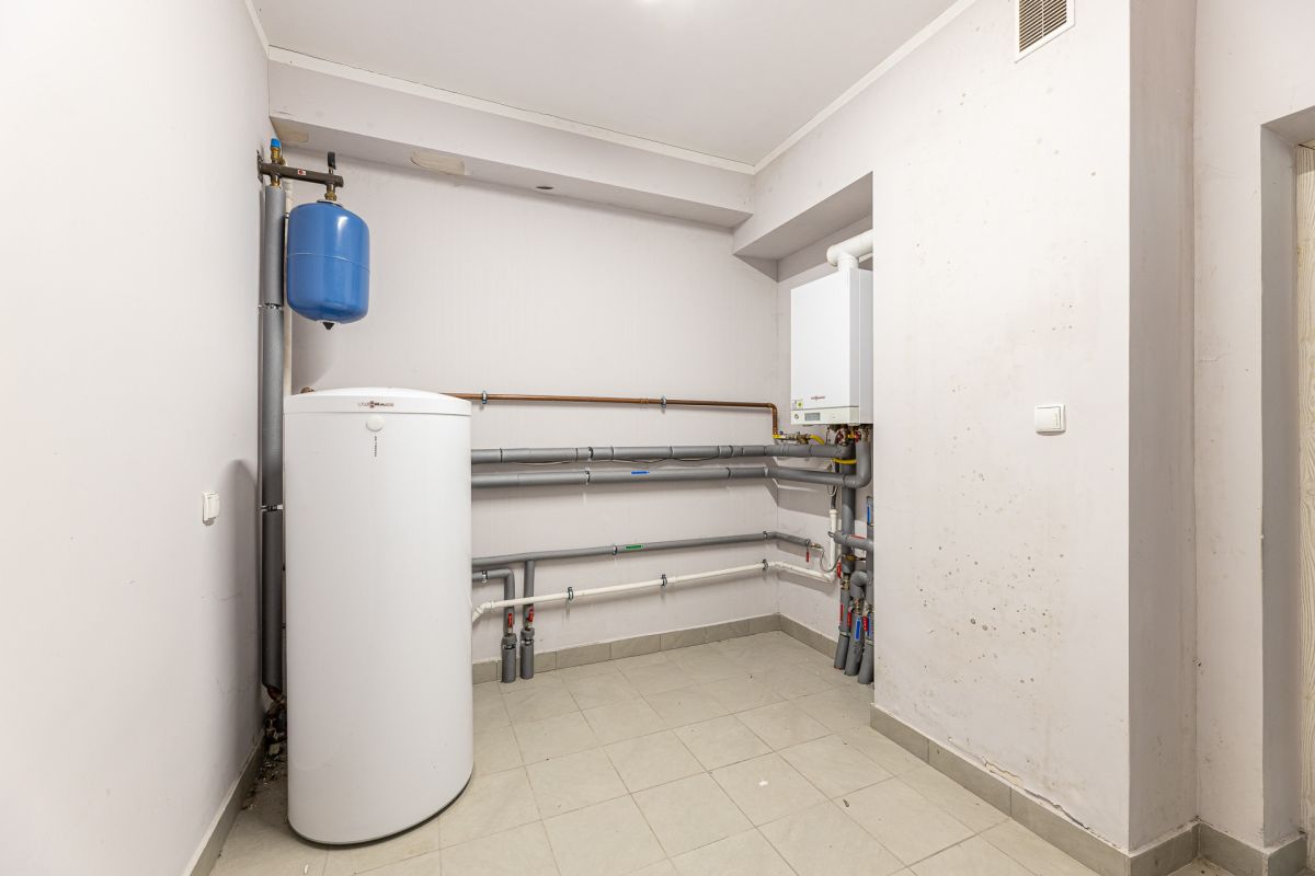 Komercyjny na sprzedaż