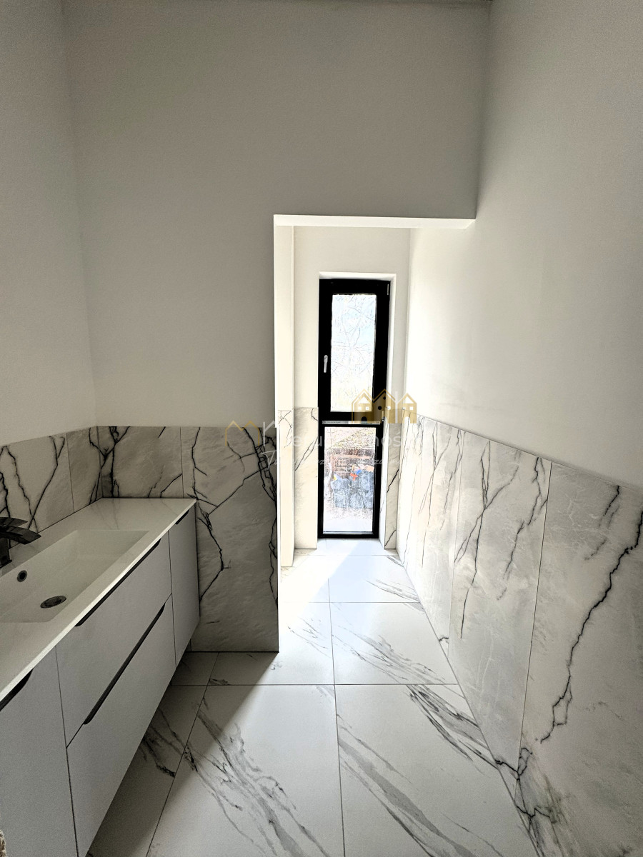 Komercyjny na wynajem