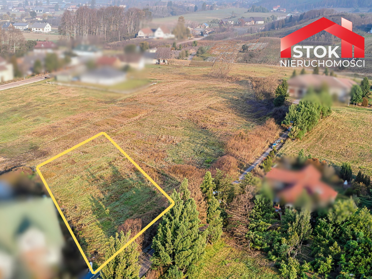 Działka na sprzedaż