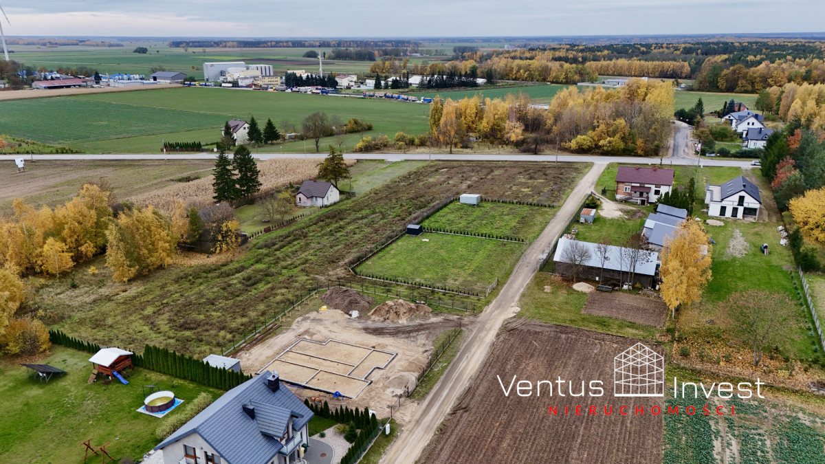 Działka na sprzedaż