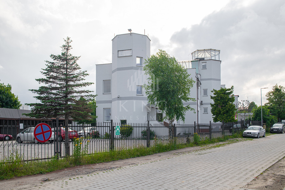Komercyjny na wynajem