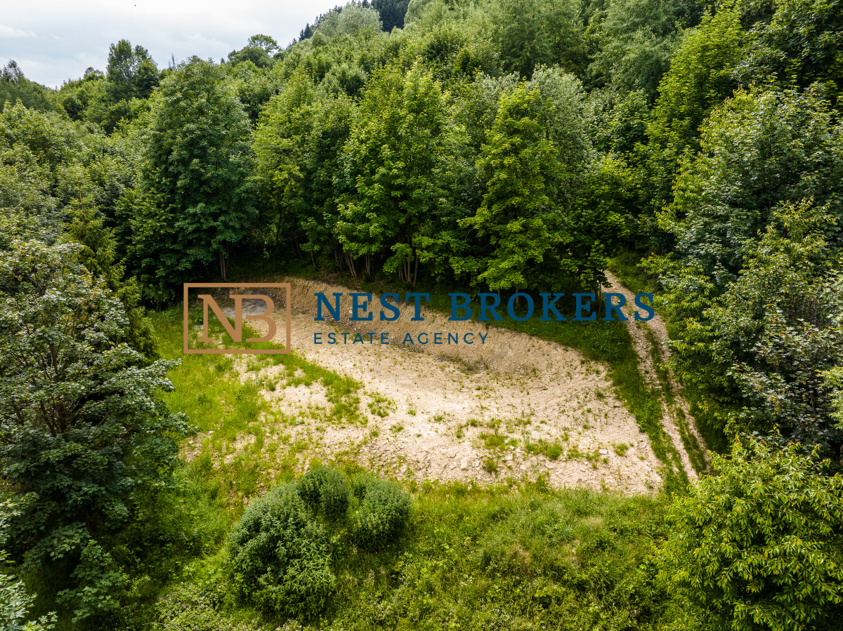 Działka na sprzedaż