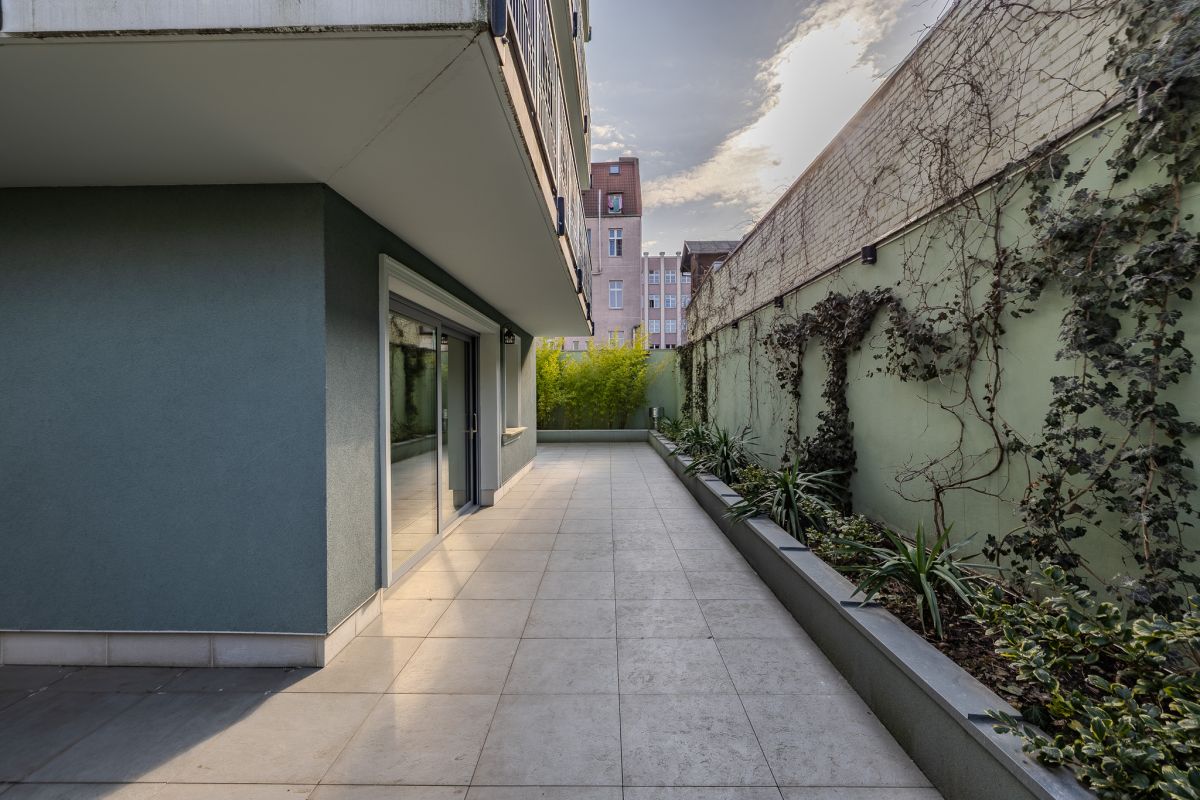 Komercyjny na wynajem