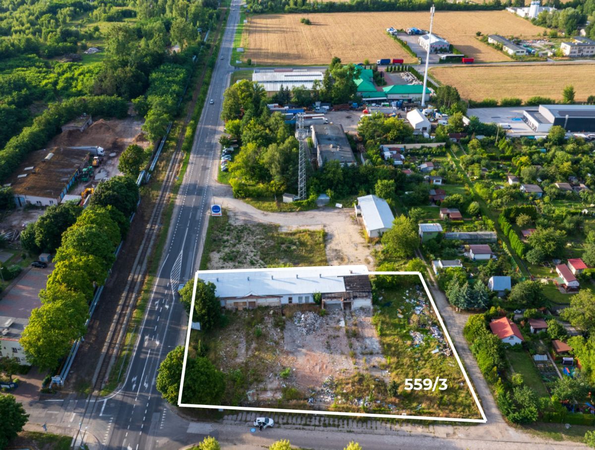 Działka na sprzedaż